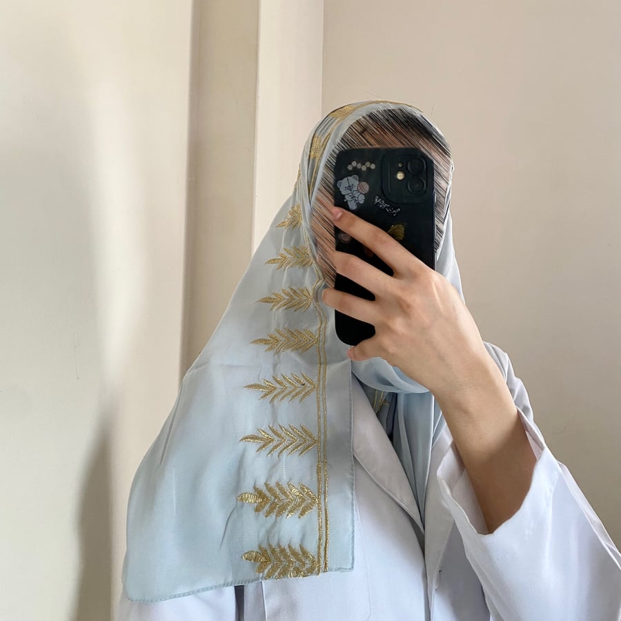 طرحة ريم ليزر لون سماوي