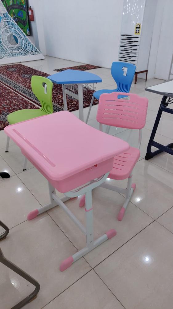 طقم مكتب مدرسي عدة الوان