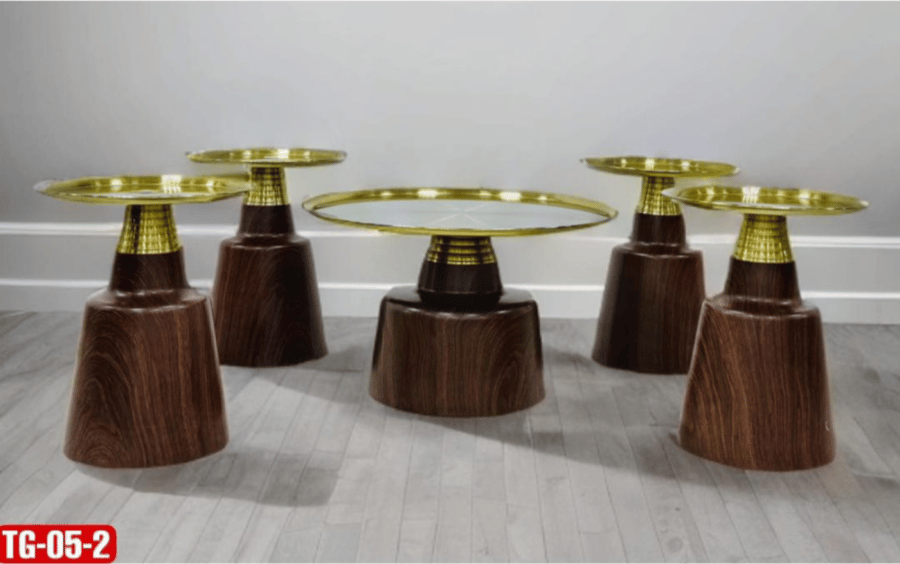 Luxury service table set in several colors