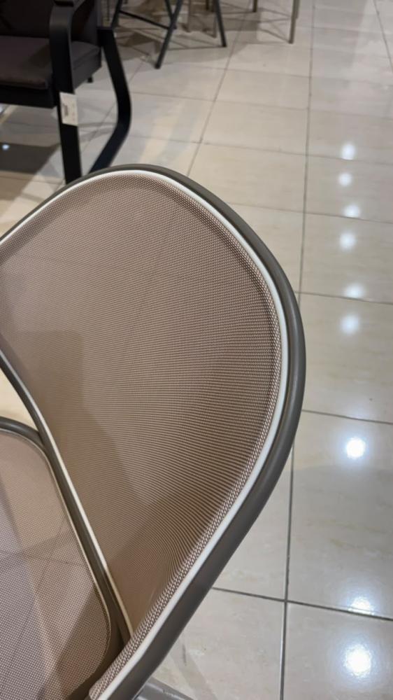طقم طاوله وكرسيين خارجي