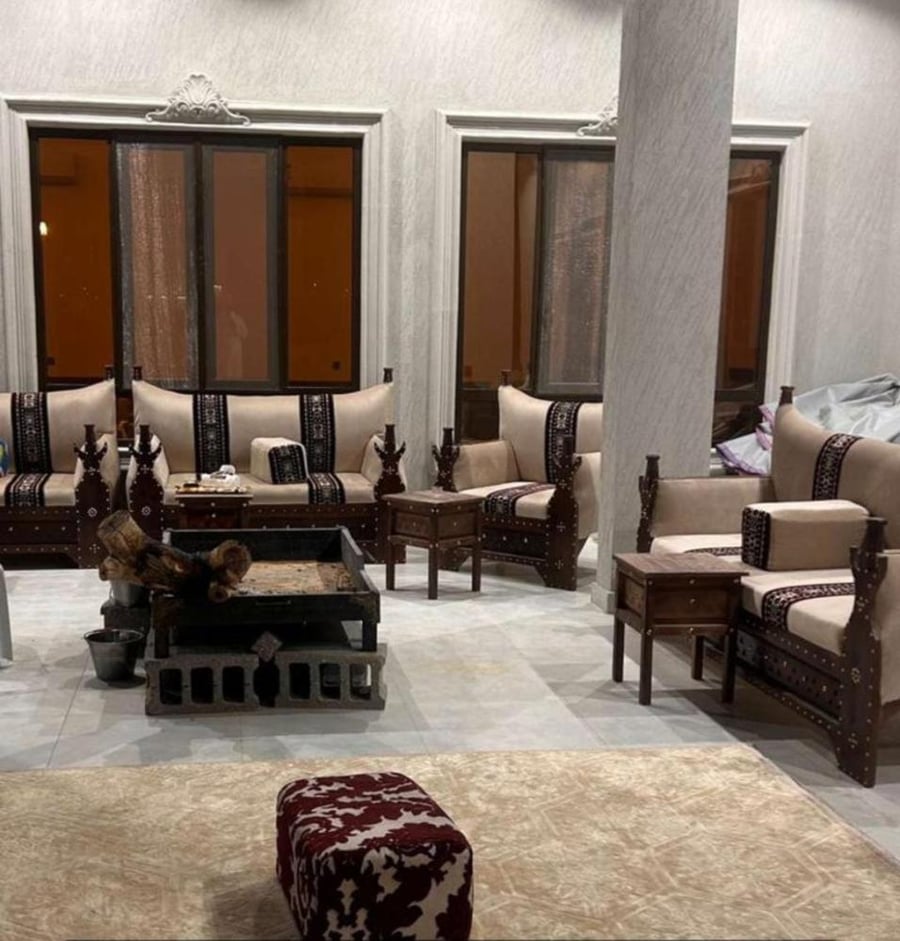 جلسة خارجية تراثية فاخرة 7 نفر عدة خيارات