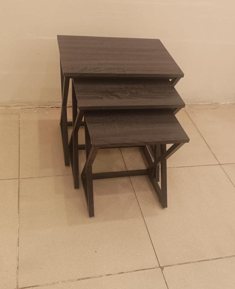 طقم طاولات خدمة عدة ألوان