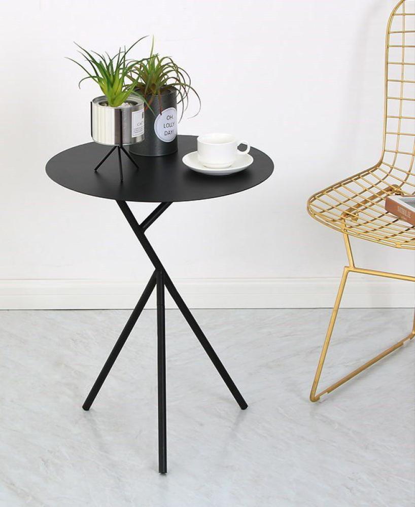 Set of 4 black serving tables