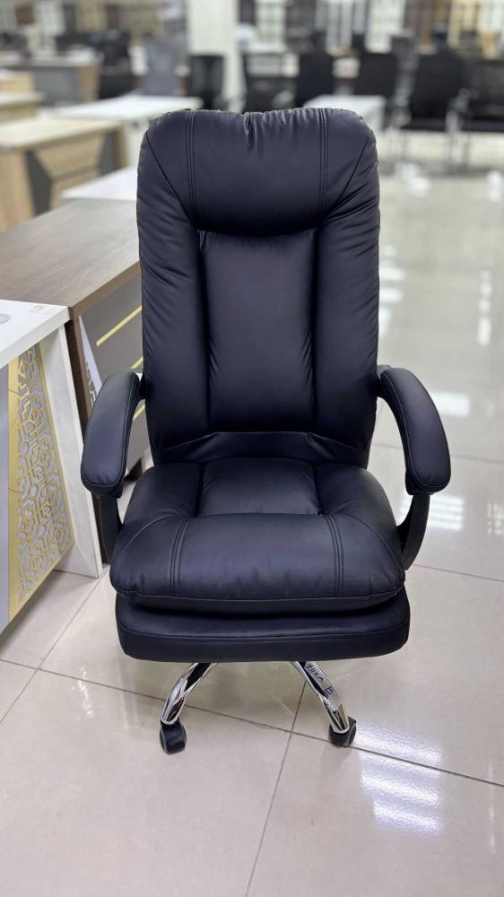 Leather office chair, various colors