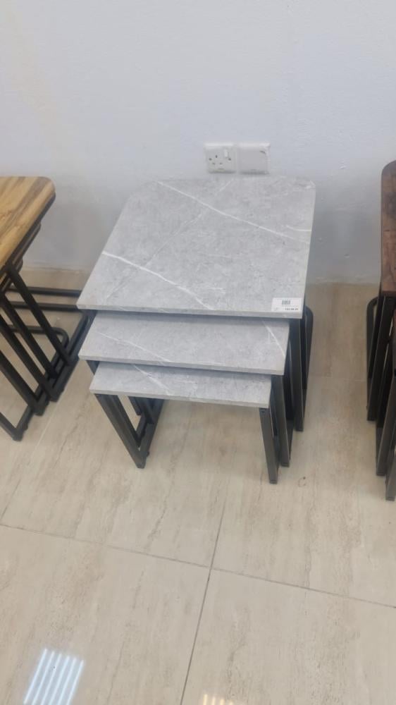 طقم طاولات خدمة مودرن