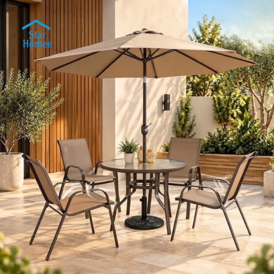 Outdoor seating set resistant to heat and rain