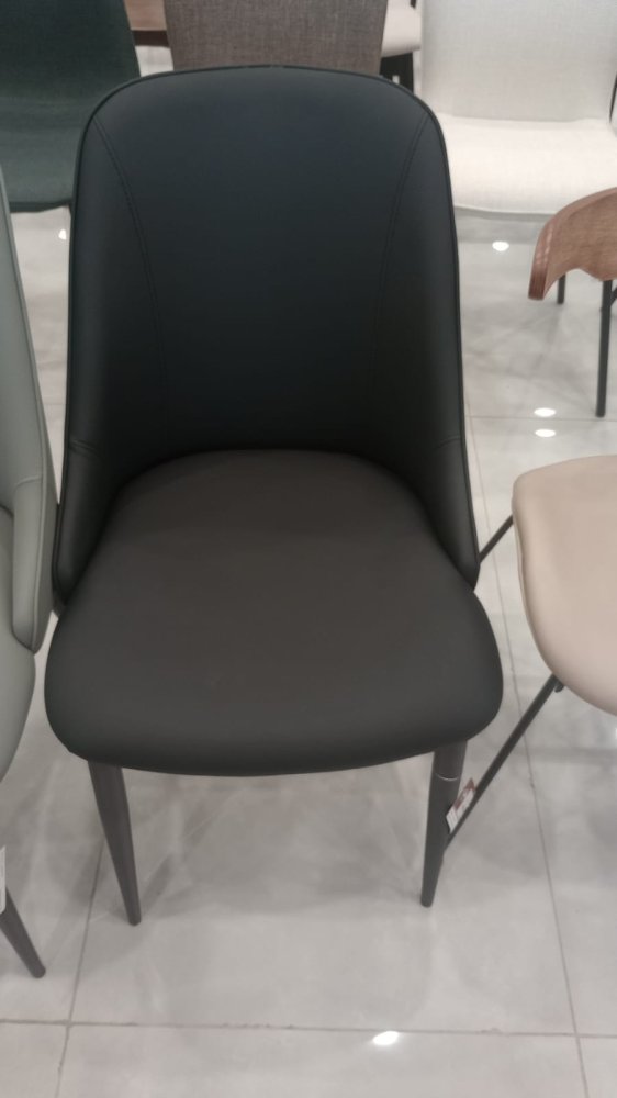 Set of 2 luxurious leather chairs, various colors
