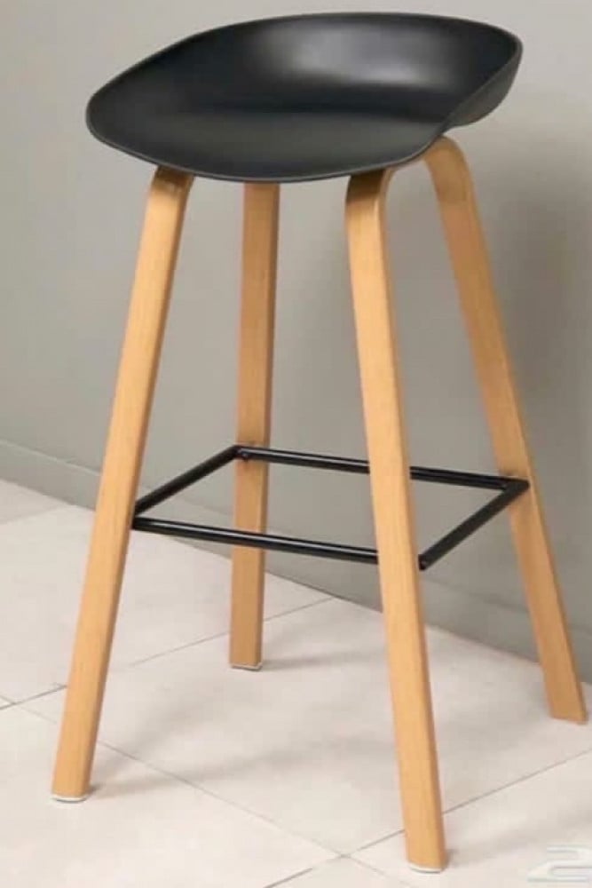 كرسي بار بظهر منخفض لون أسود