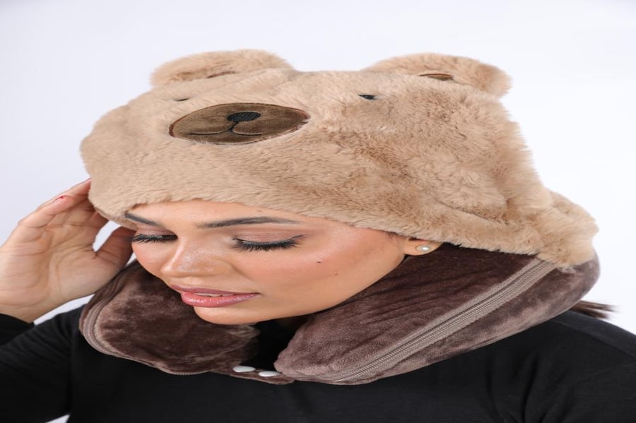 شال بقبعة دب