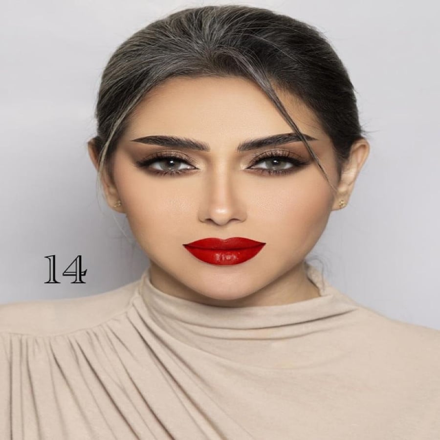 فانيسيا احمر شفاه مات ميك اب 14