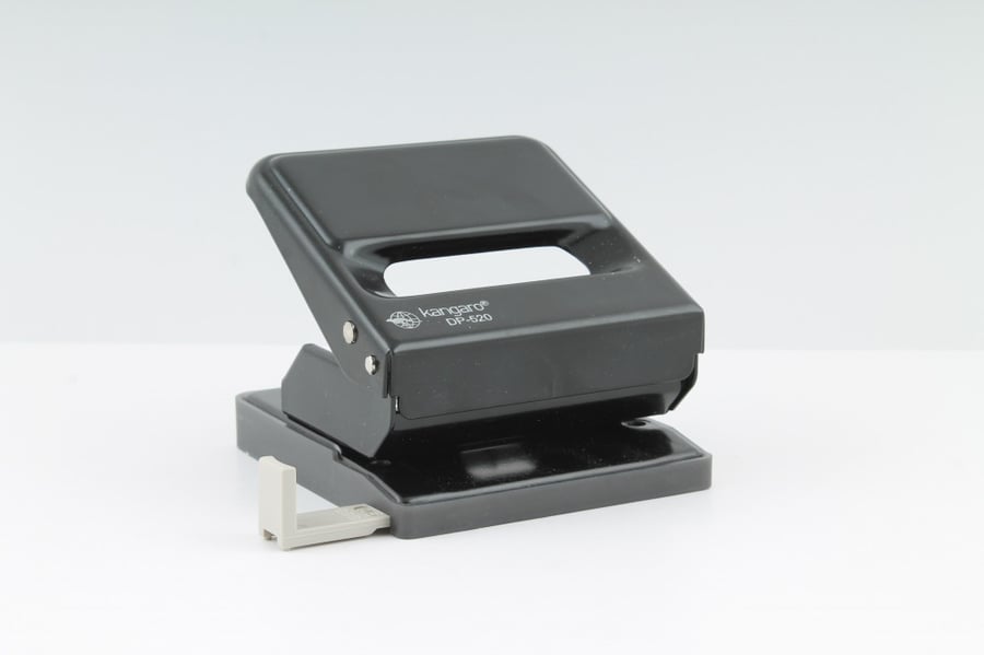 خرامة ورق خرمين كنقارو Kangaro DP-520