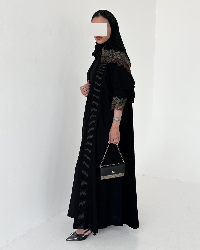 عباية سيرا.