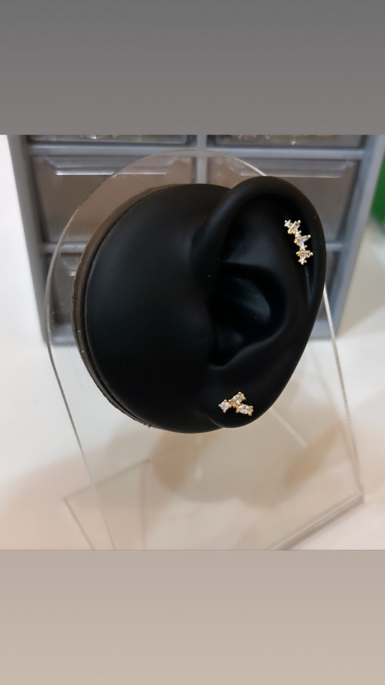 Gold gems (قطعة)