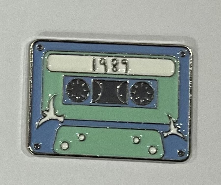 ستيكر معدني 1989