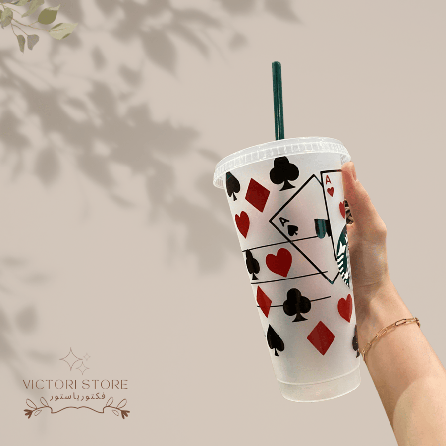 كوب اوراق اللعب