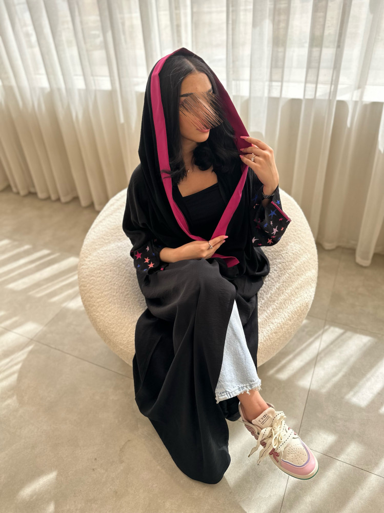 عباية نجوم اسود