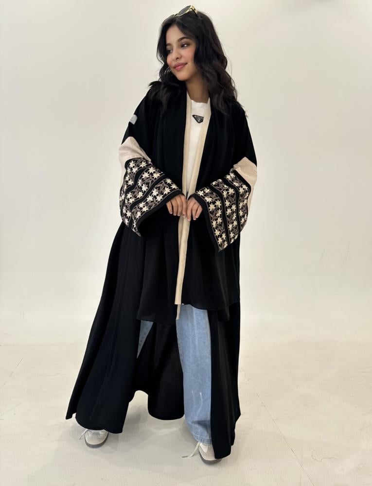عباية اريام