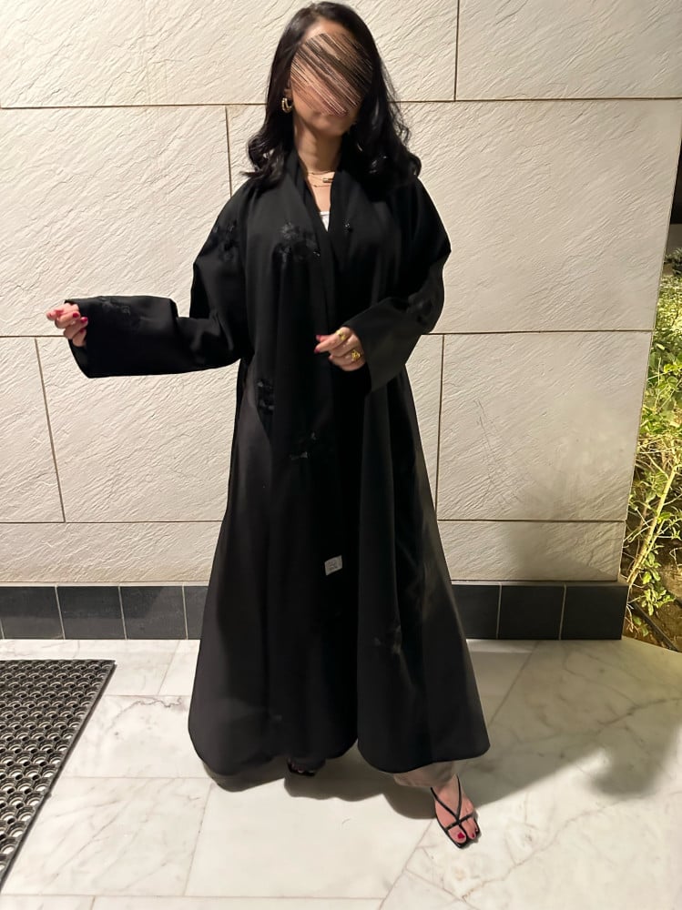 عباية زهر اسود