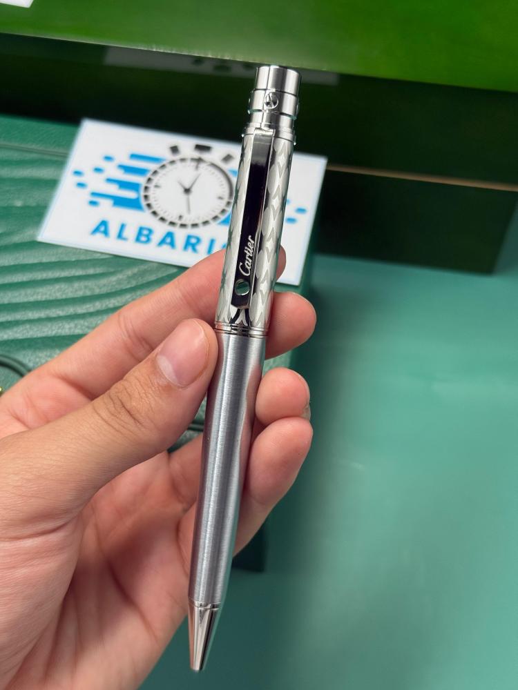 قلم كارتير سانتوس دو  (فرار)