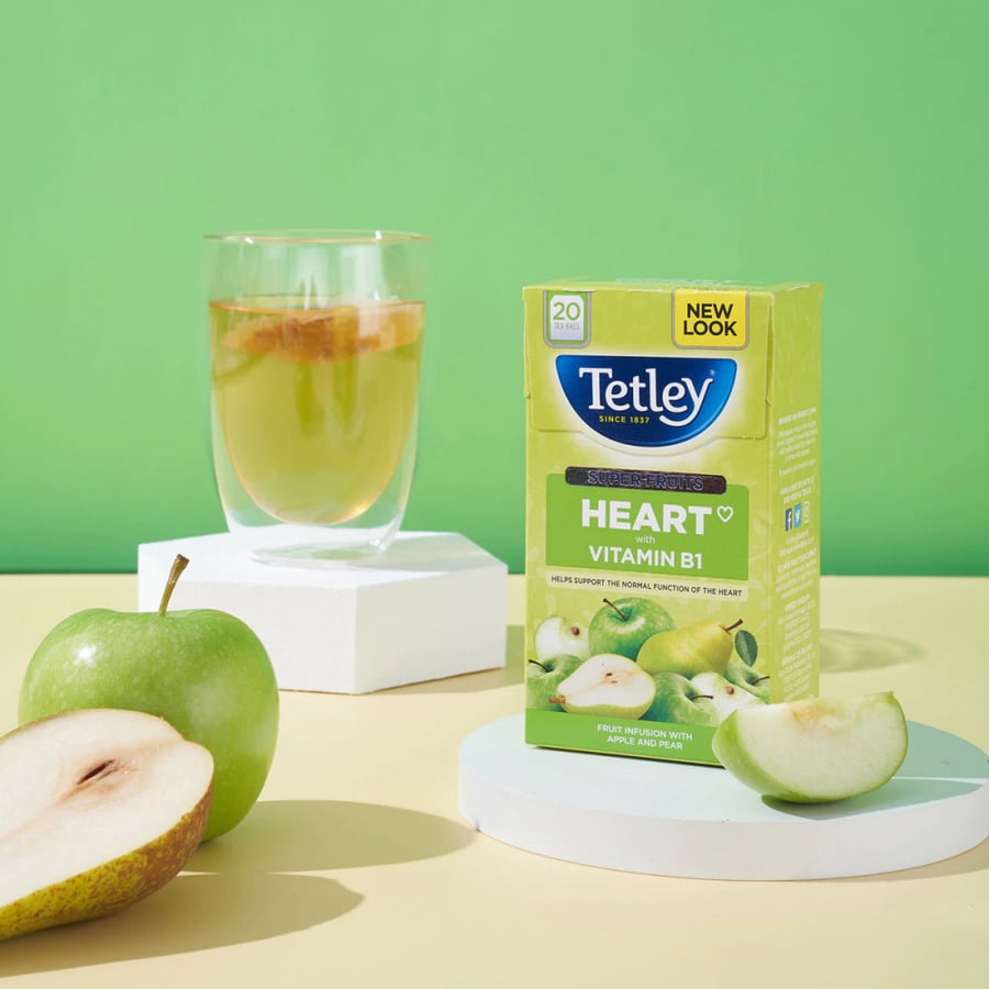 شاي سوبر فروت Tetley بالتفاح الأخضر والكمثرى