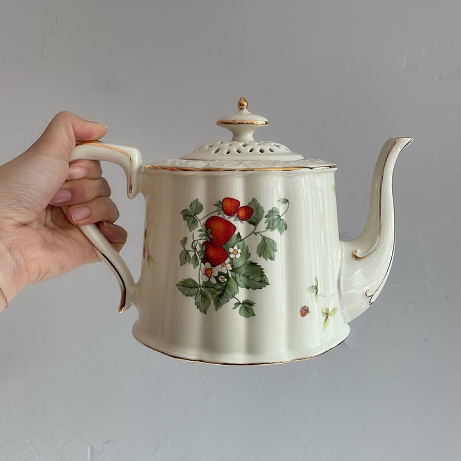 إبريق شاي إنجليزي Strawberry