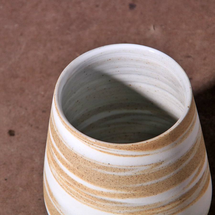 كوب قهوة لاتيه Sand