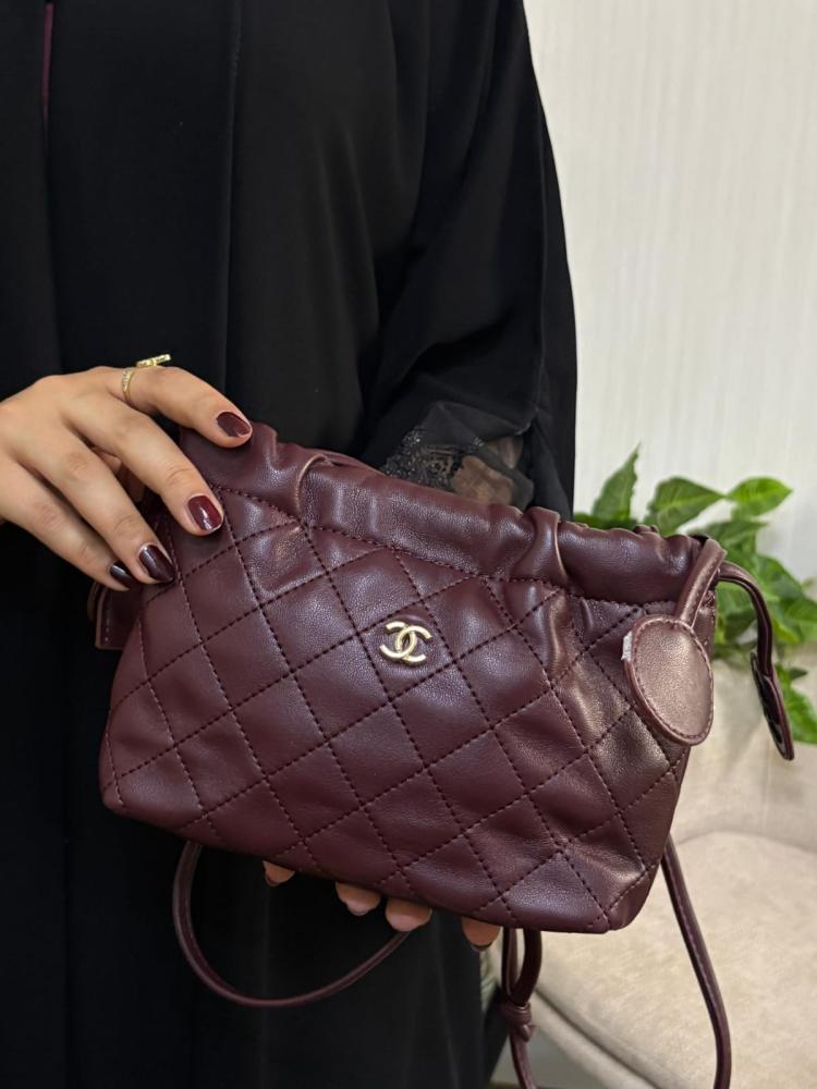 شنطة شانيل نسائية بألوان متعددة
