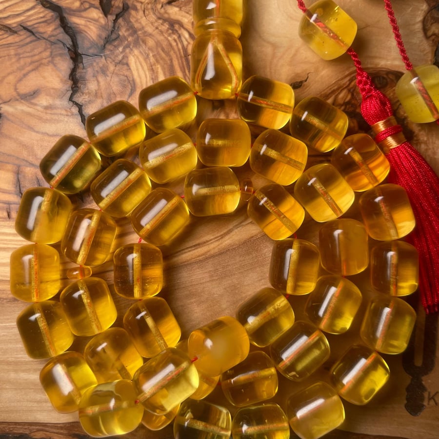 مسباح كهرمان شفاف