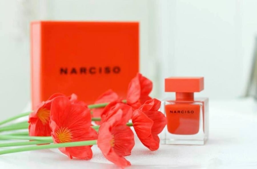 عطر نرسيسو رودريغز نرسيسو روج او دو بارفيوم 90مل Narciso Rodriguez Narciso Rouge Eau de Parfum 90ml350