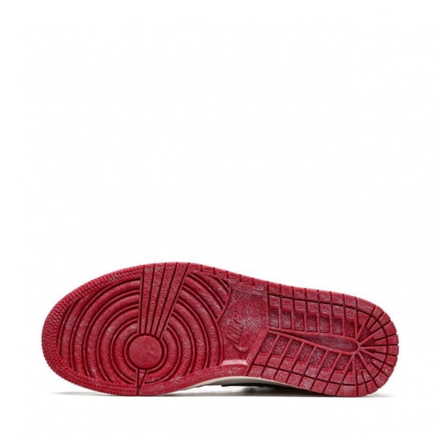 AIR JORDAN 1 RETRO HIGH OG "Chicago Lost and Found"