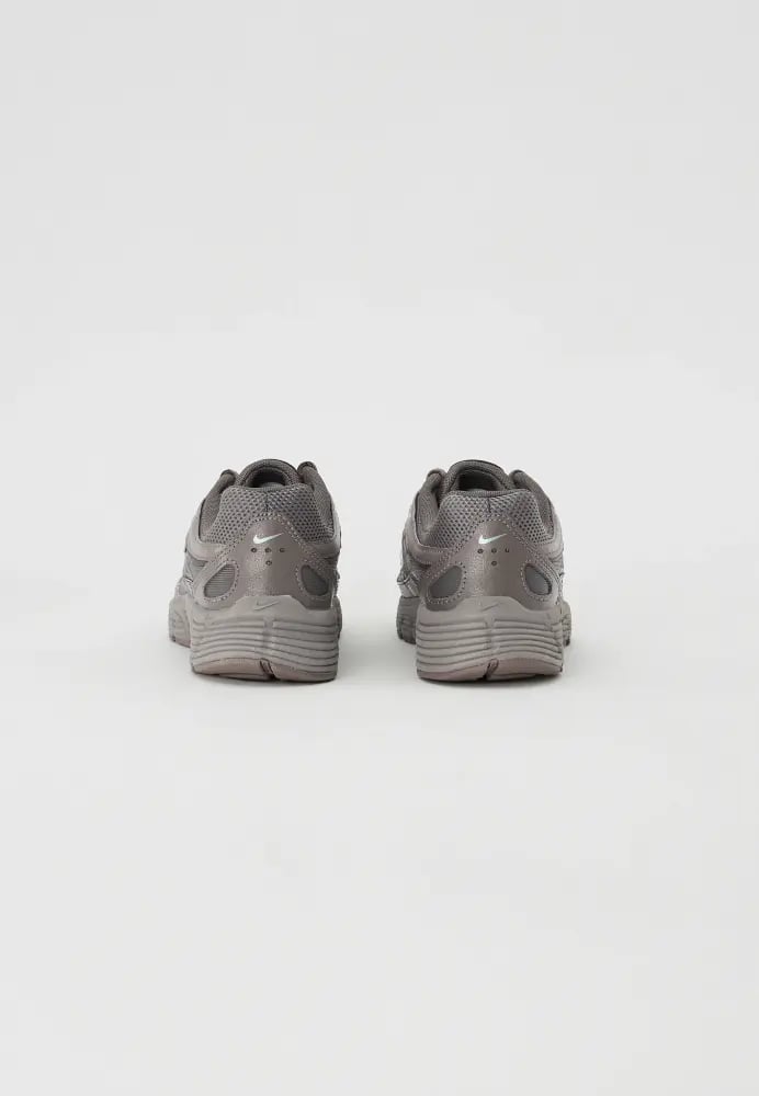 Nike P-6000 Kids White / Grey