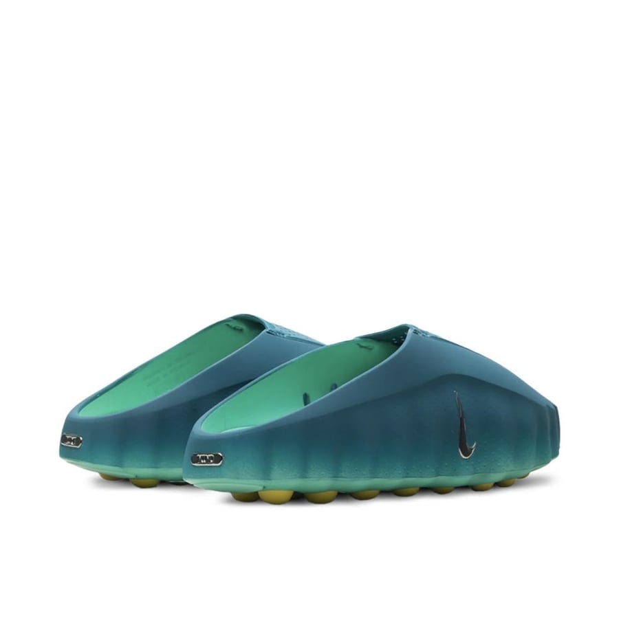 Nike Mind 001 slide