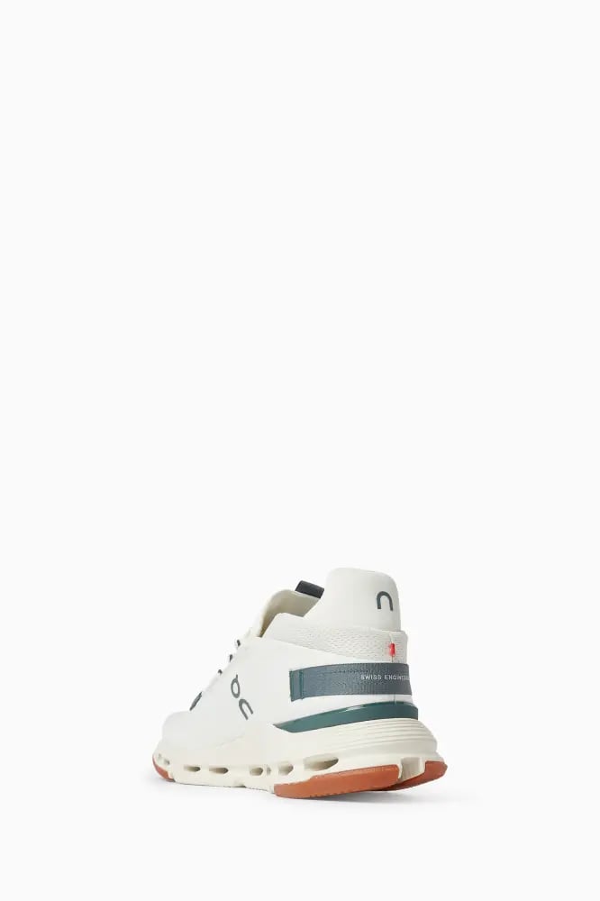 On Cloudnova 2 Cream White
