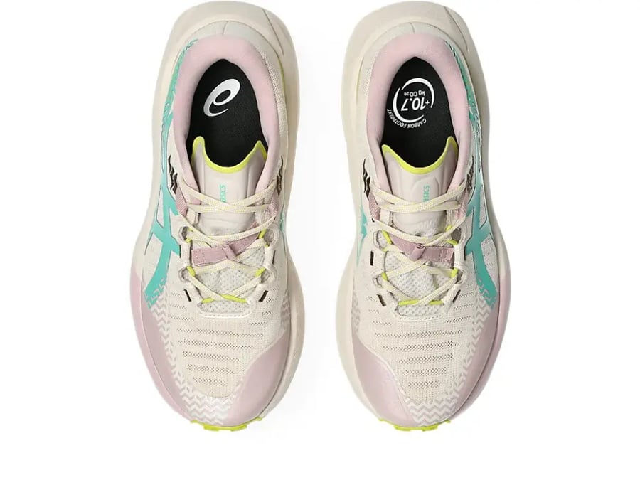ASICS Trabuco Max 5 Mineral Beige / Aurora Green