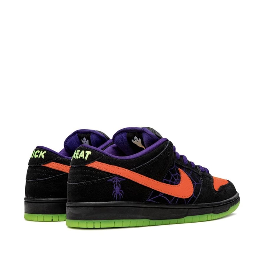 Nike SB Dunk Low "Night Of Mischief"