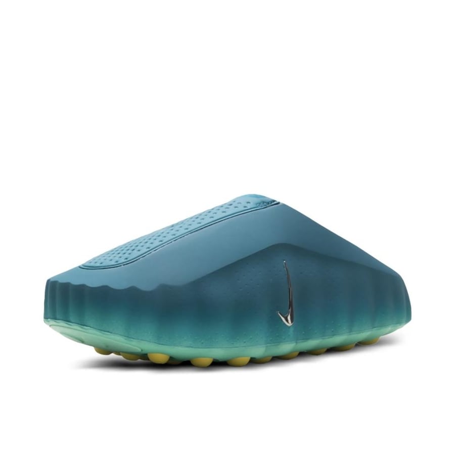Nike Mind 001 slide