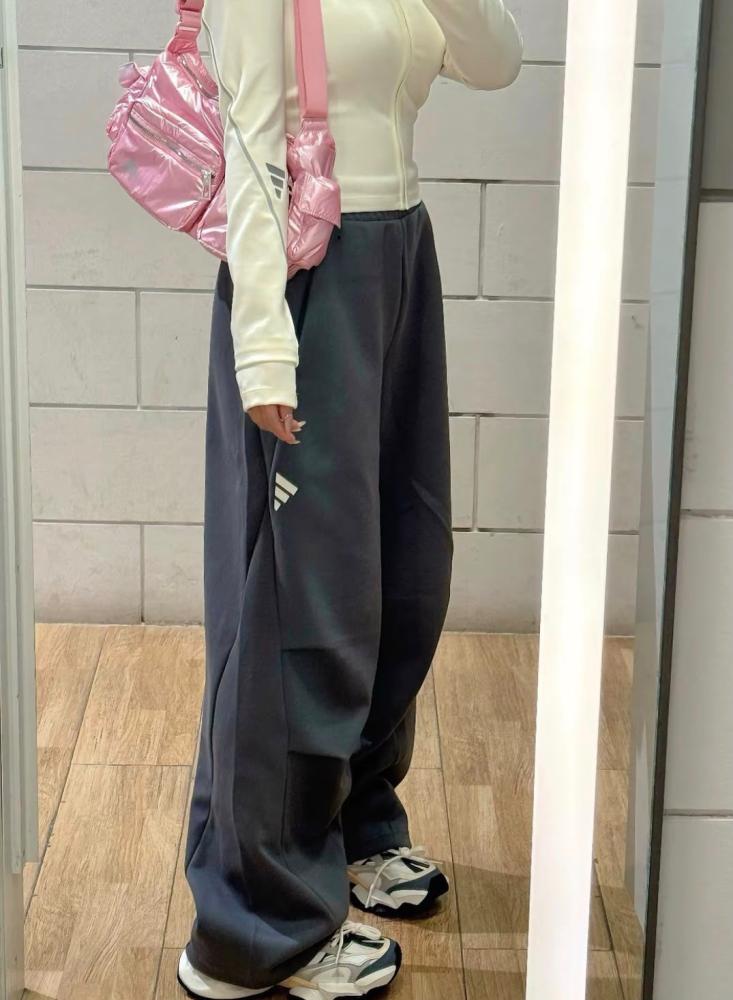 adidas Essentials Wide-Leg 3-Bar Logo Pants Dark Grey