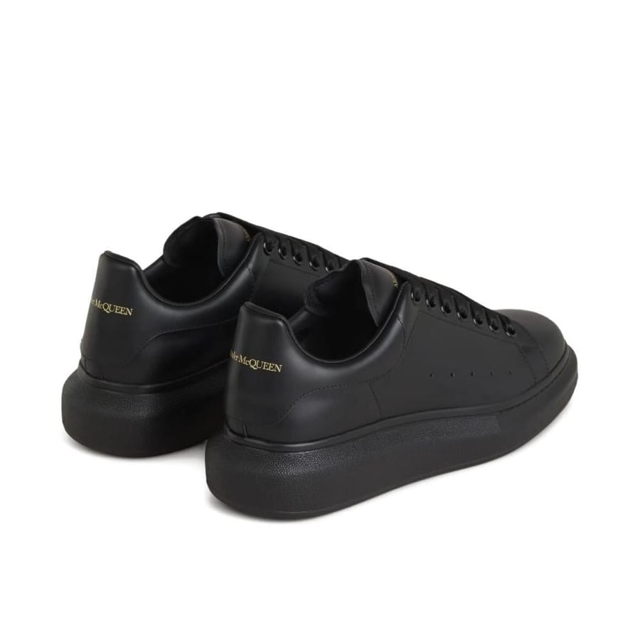 ALEXANDER MCQUEEN Leather sneakers