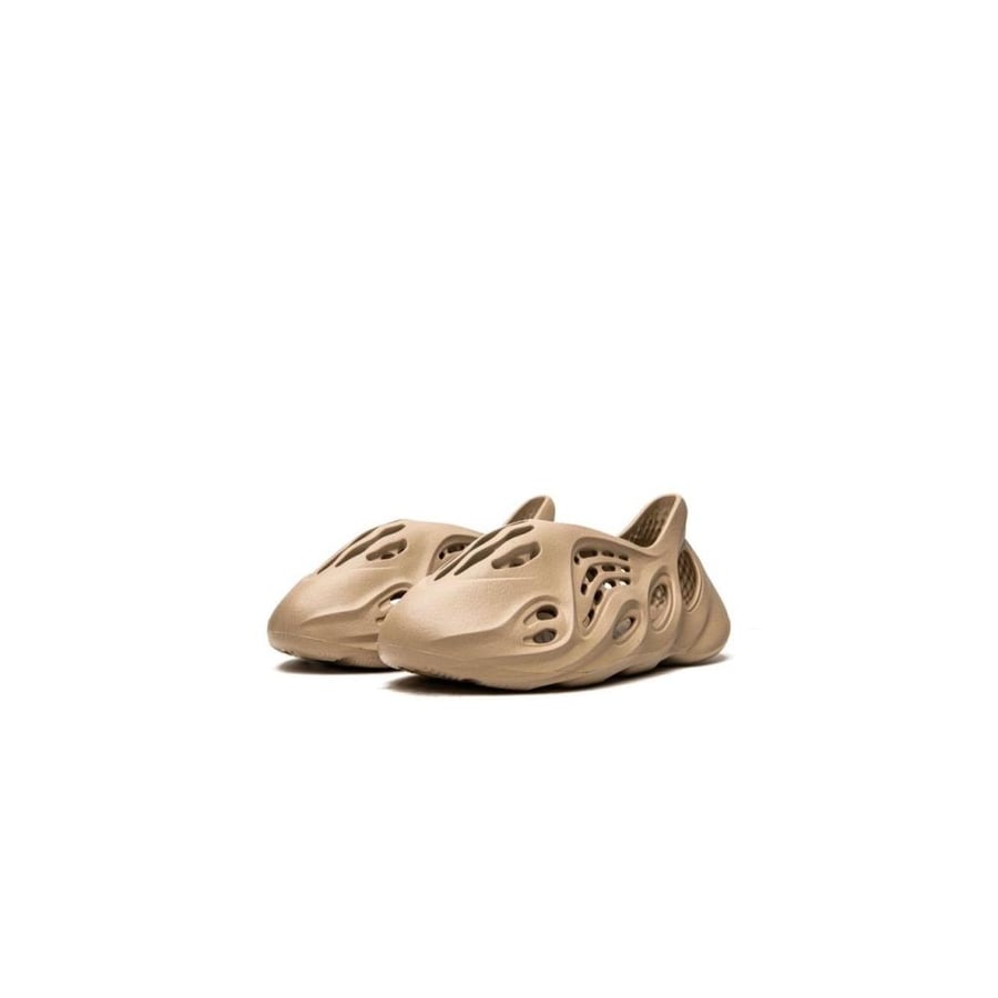 YEEZY FOAM RUNNER "Mist"