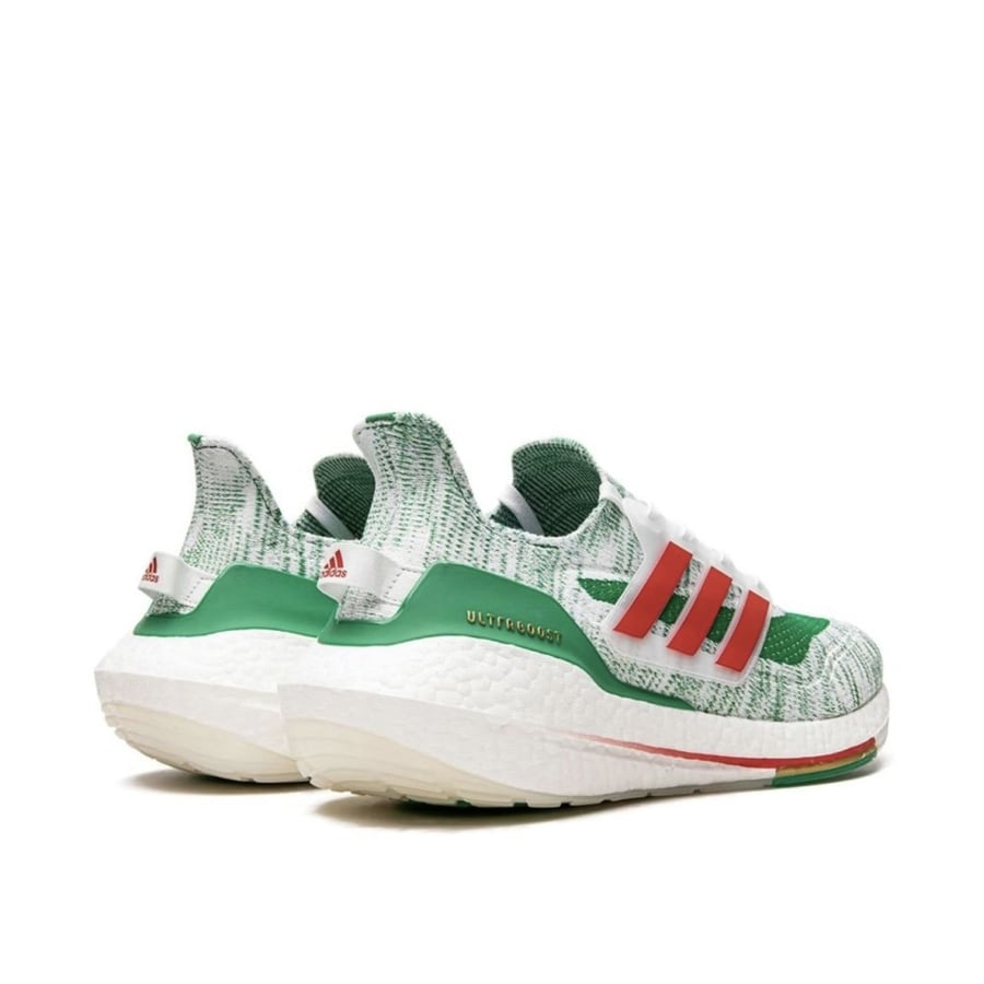 ADIDAS ULTRABOOST