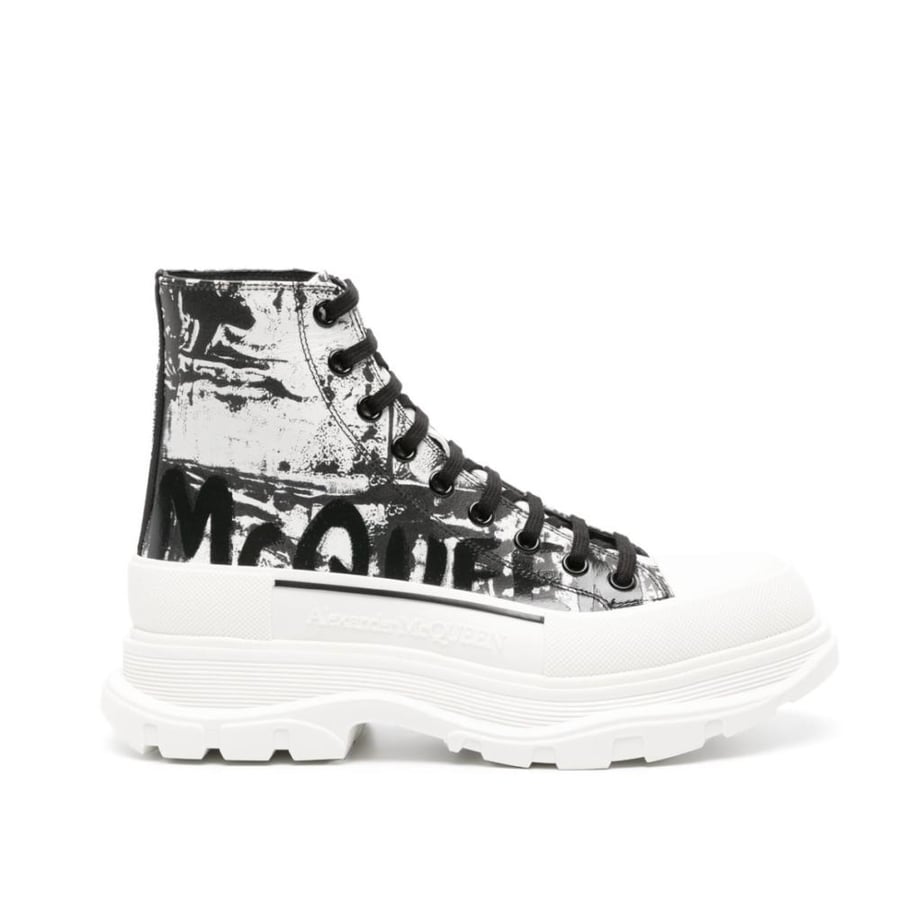 Alexander McQueen Tread Slick ankle boots