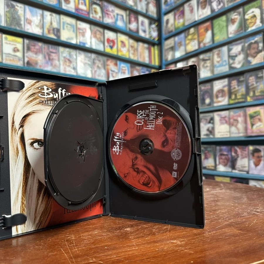 Buffy: Curse of the Hellmouth مسلسل DVD - إصدار خاص