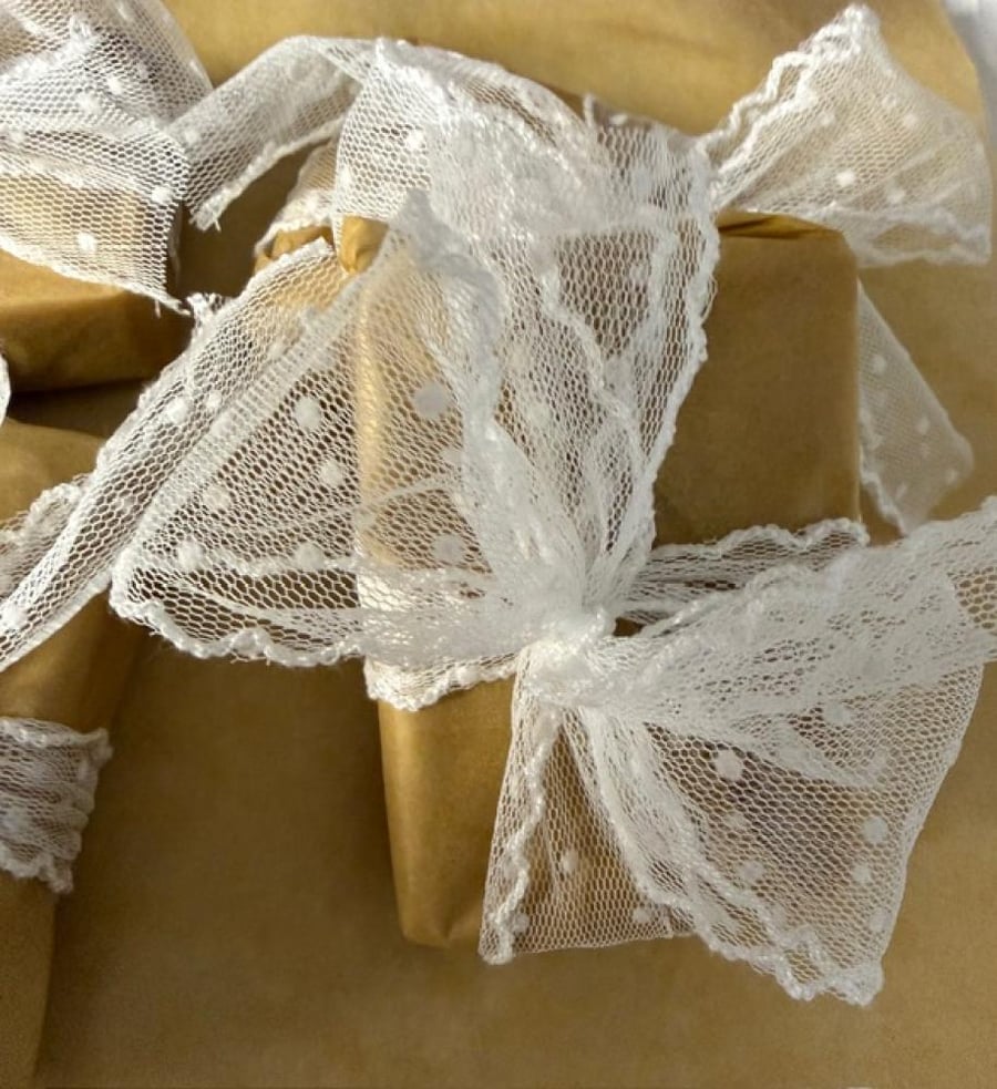 العسل والشوفان وحبوب اللقاح