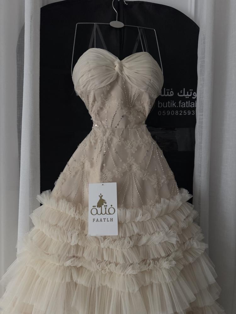 فستان شيماء