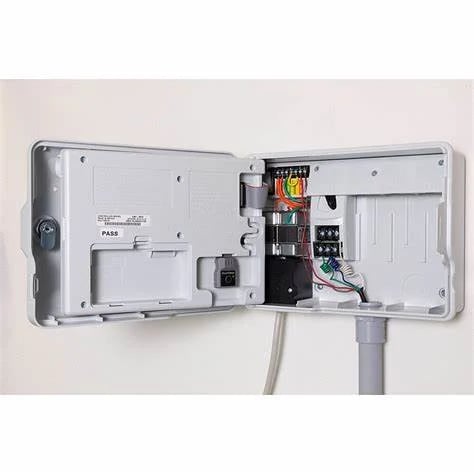( Agricultural timer ) control units from the ESP-ME3 series Rain Bird 4 stations expandable to 22 stations