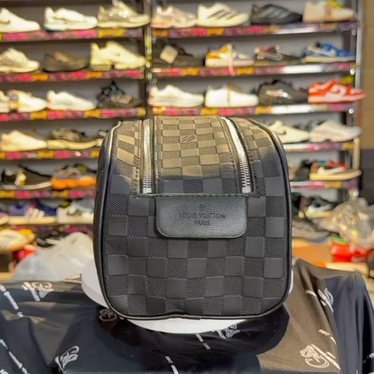 Neceser Hombre Guayera Maleta Pequeña Louis Vuitton Lv Nlv09 | Mercado Libre