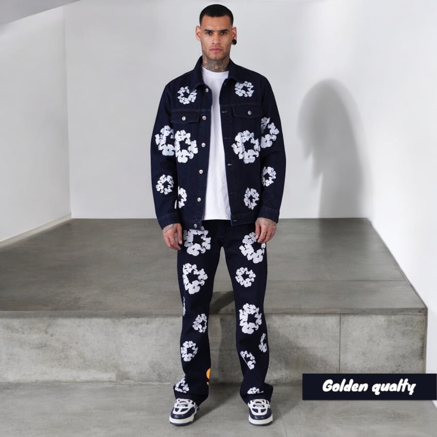 كحلي غامق DENIM TEARS