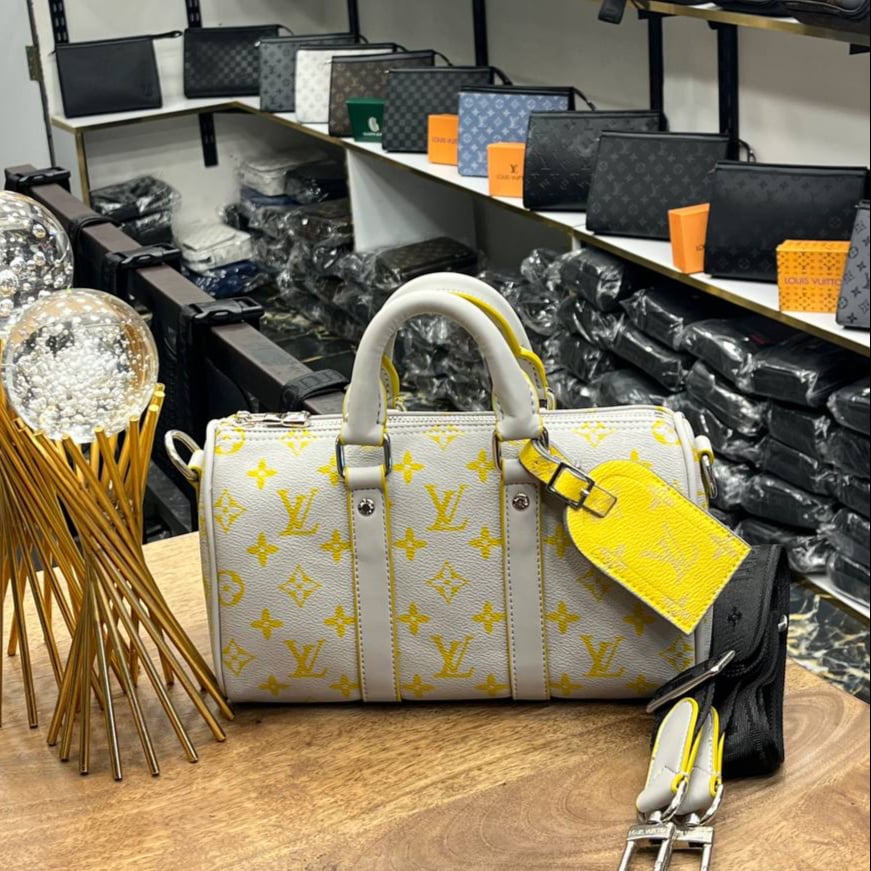 Louis Vuitton Keepall Bandoulière 25 Monogram Eclipse