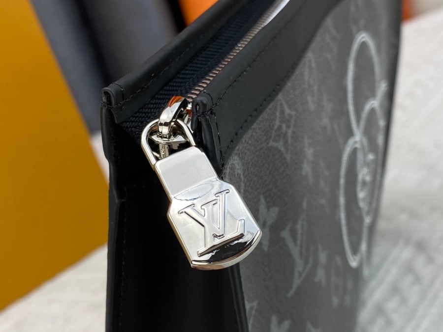 LOUIS VUITTON bags