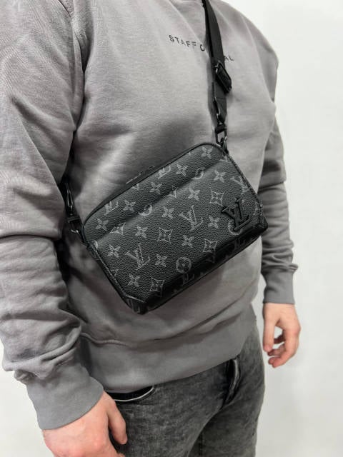 Louis Vuitton Pre-Owned